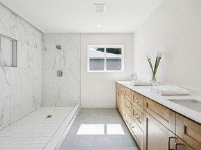 3145  Darvany Drive , Dallas Texas 75220