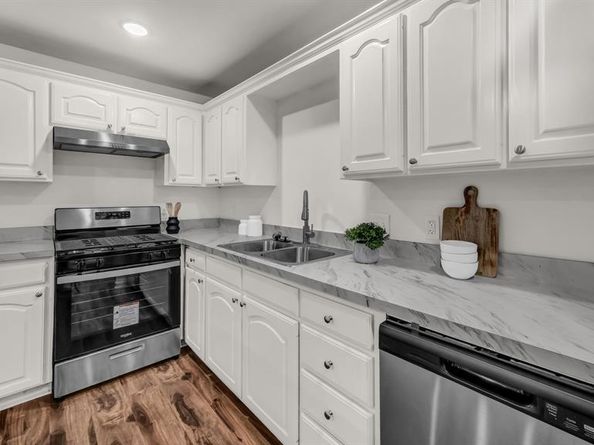 3521  Kenwood Avenue , Fort Worth Texas 76116