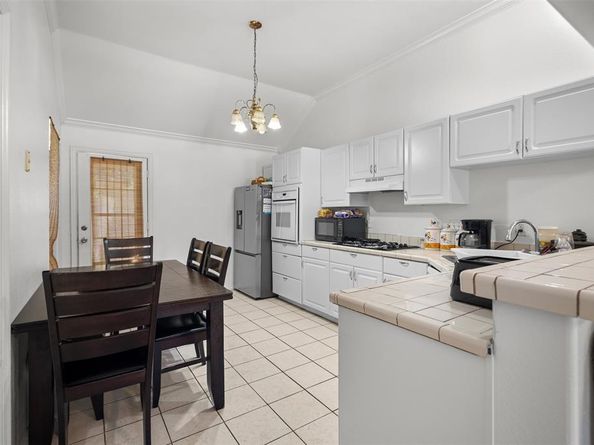 1724  Willow Hollow Drive , Garland Texas 75040