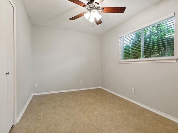 1130  Larkspur Drive , Richardson Texas 75081