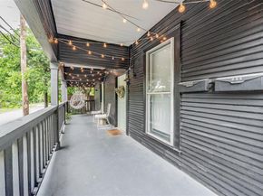 1409 W Allen Avenue , Fort Worth Texas 76110
