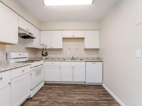 9808  Valley Meadow Place , Dallas Texas 75220