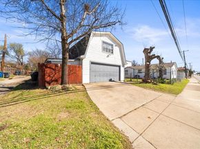 4203  Bonham Street , Dallas Texas 75229