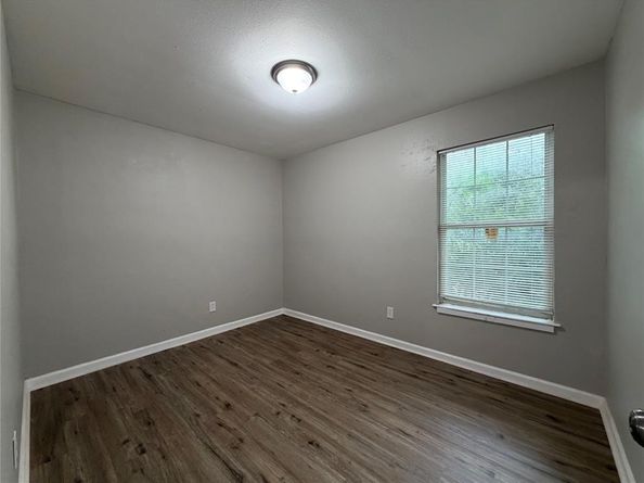 1105  De Ridder Avenue , Fort Worth Texas 76106
