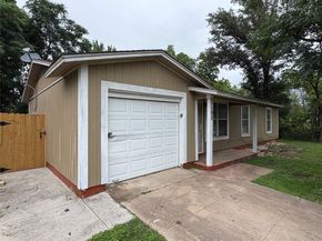 1105  De Ridder Avenue , Fort Worth Texas 76106