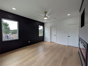 2404  56th Street , Dallas Texas 75241