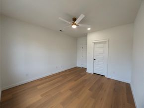 2404  56th Street , Dallas Texas 75241