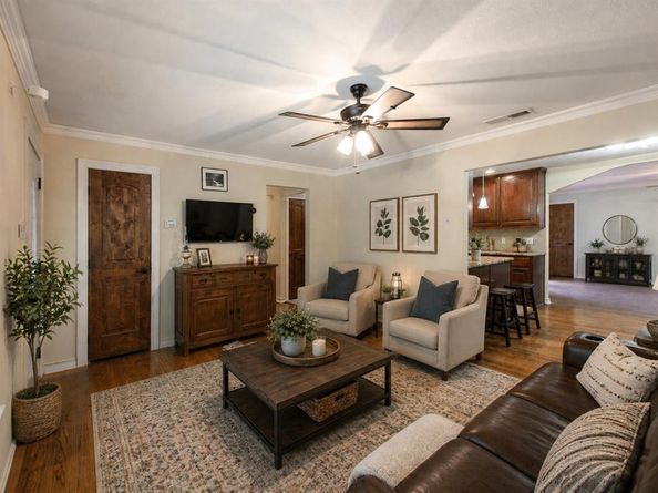 10248  San Lorenzo Drive , Dallas Texas 75228