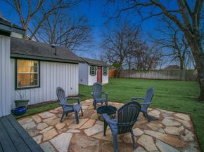 610 E Texas Street , Grapevine Texas 76051