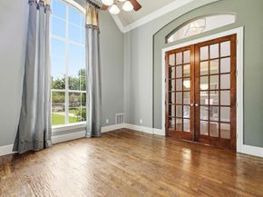 8810  Crockett Drive , Argyle Texas 76226