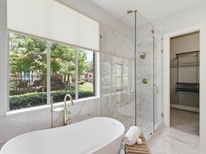 8810  Crockett Drive , Argyle Texas 76226