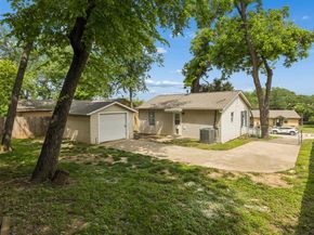 1514  Baxley Street , Carrollton Texas 75006