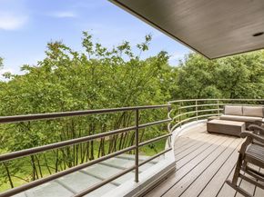 9  Hallshire Court , Dallas Texas 75225