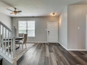 817  Pryor Drive , Arlington Texas 76001