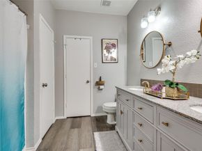 817  Pryor Drive , Arlington Texas 76001
