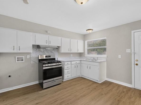 2021  Proctor Drive , Grand Prairie Texas 75051