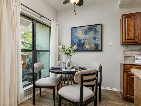 8404  Forest Lane  203, Dallas Texas 75243