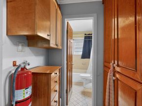 3400  Avenue C  , Fort Worth Texas 76105