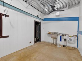 3400  Avenue C  , Fort Worth Texas 76105