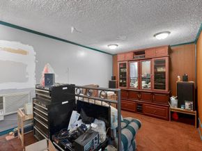 3400  Avenue C  , Fort Worth Texas 76105