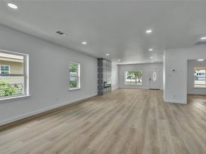 2916  Travis Avenue , Fort Worth Texas 76110