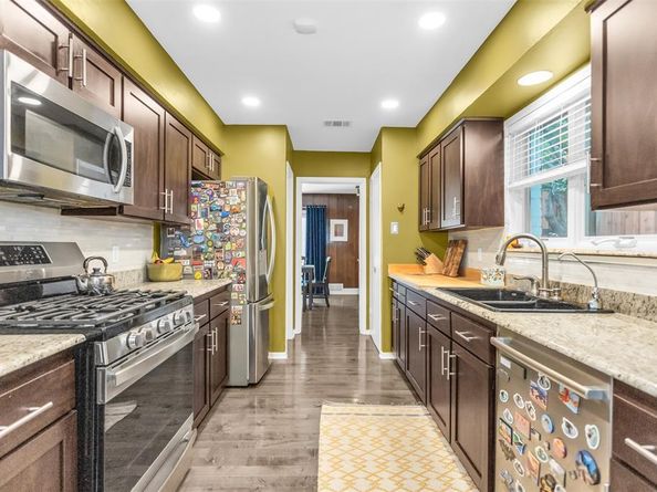 9744  Wisterwood Drive , Dallas Texas 75238