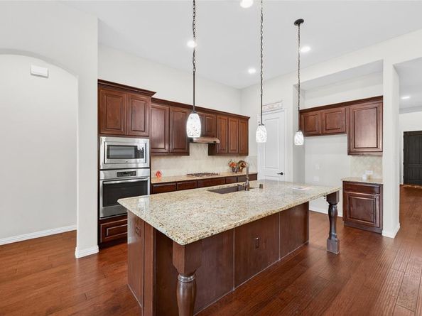 5629  Grove Cove Drive , McKinney Texas 75071