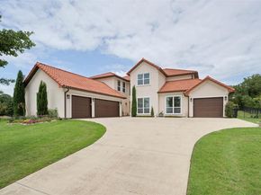 2501  Oak Bluff Drive , Corinth Texas 76210