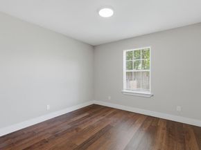 2204  Dunloe Avenue , Dallas Texas 75228