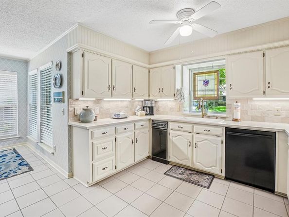 12929  Jasoncrest Trail , Dallas Texas 75243