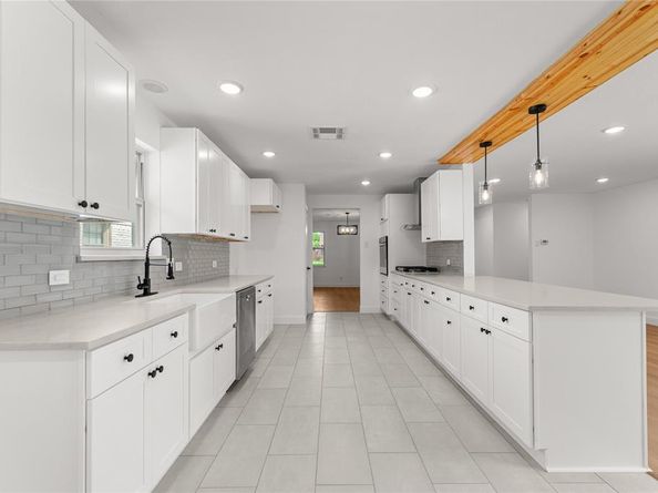 10236  Mapleridge Drive , Dallas Texas 75238