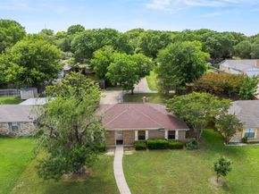 119 N Beltwoods Drive , DeSoto Texas 75115