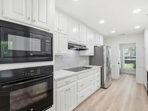 413  Blue Jay Court , Bedford Texas 76021