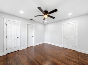 1239  Tarpley Avenue , Dallas Texas 75211