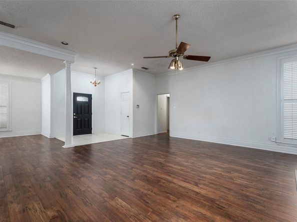 7454  Queensbury Circle , Fort Worth Texas 76133