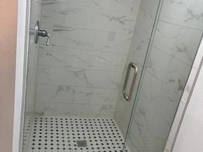 4205  Avondale Avenue  103, Dallas Texas 75219