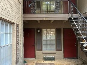 4205  Avondale Avenue  103, Dallas Texas 75219
