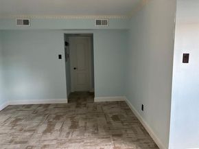 4205  Avondale Avenue  103, Dallas Texas 75219