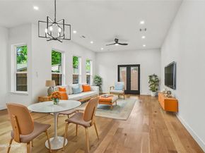 2220  Bombay Avenue , Dallas Texas 75235