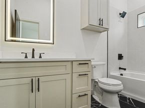2220  Bombay Avenue , Dallas Texas 75235