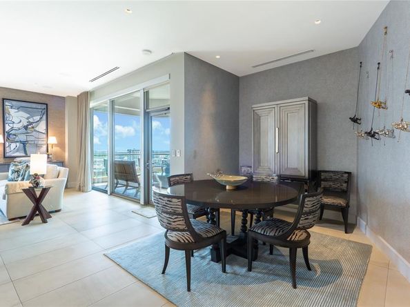 2300  WOLF Street  14C, Dallas Texas 75201