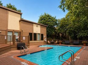 6050  Melody Lane  121, Dallas Texas 75231