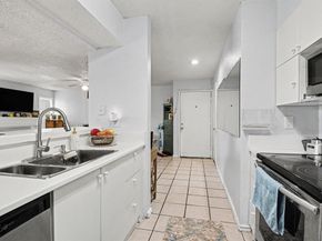 6050  Melody Lane  121, Dallas Texas 75231