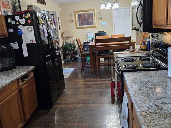 1131  Waweenoc Avenue , Dallas Texas 75216