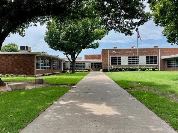 600  Westwood Drive , Richardson Texas 75080
