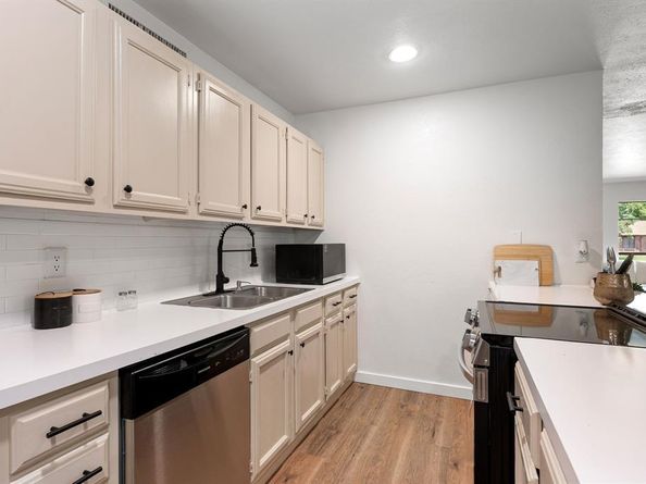 7500  Kingsmill Terrace , Fort Worth Texas 76112