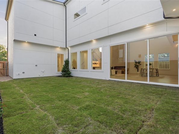 3358  Sylvan Avenue , Dallas Texas 75212