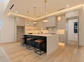 3358  Sylvan Avenue , Dallas Texas 75212