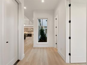 3358  Sylvan Avenue , Dallas Texas 75212