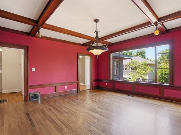 1208  Elizabeth Boulevard , Fort Worth Texas 76110